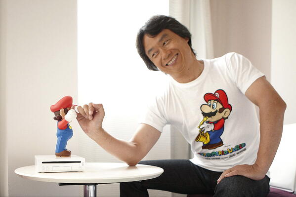 Shigeru Miyamoto, simplesmente o criador de Mario, Zelda e Donkey Kong! ;)